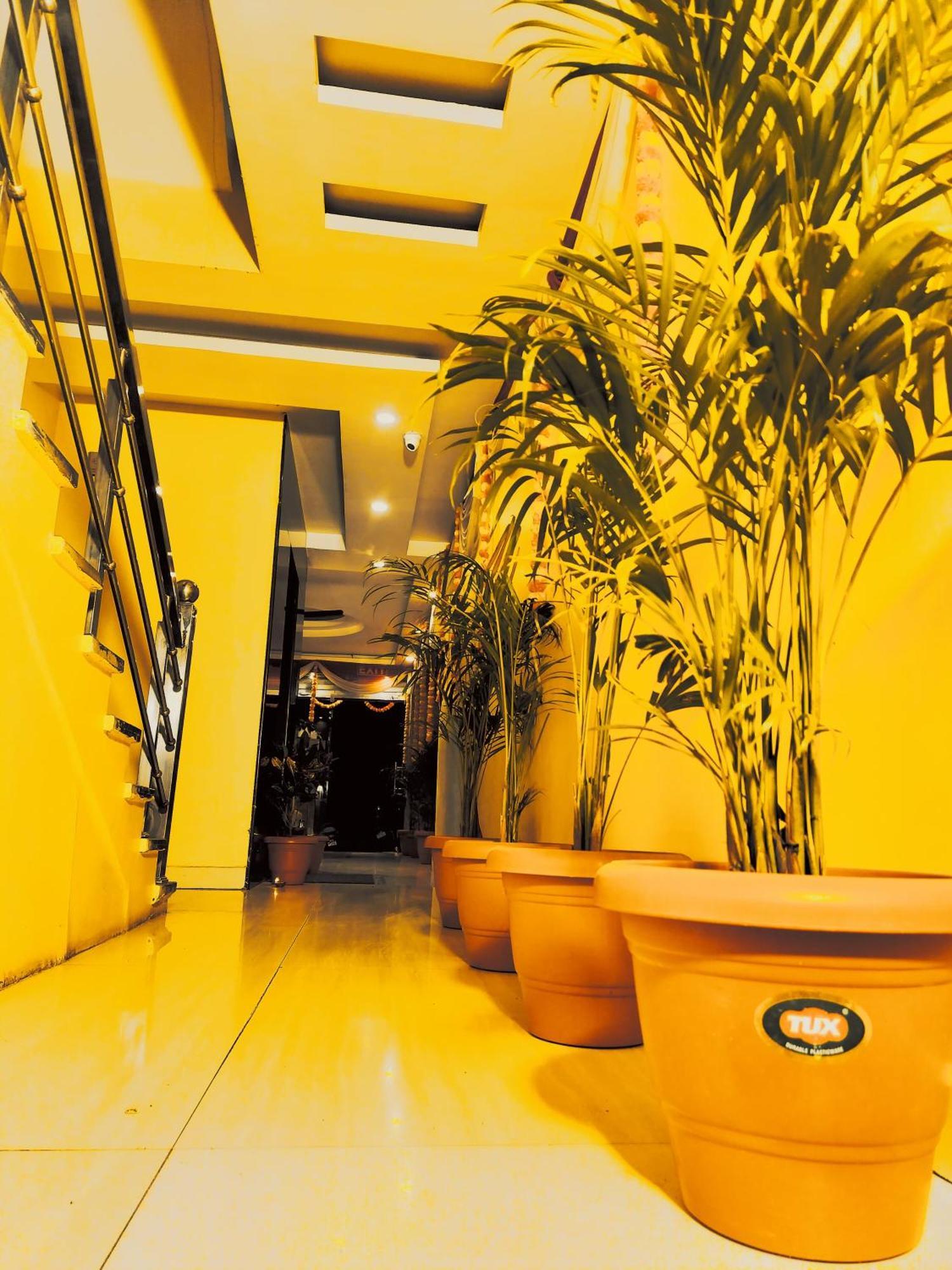 Hotel R K Palace Bhopal Exterior photo